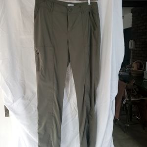 Ascend Women's Green Hiking Pants Size 10